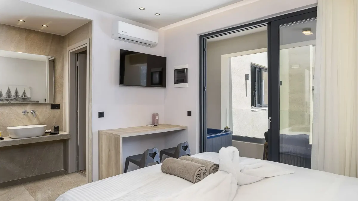 Celeste Suite with Sea View