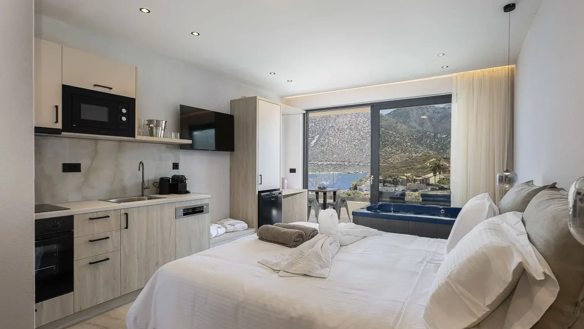 Celeste Deluxe Suite