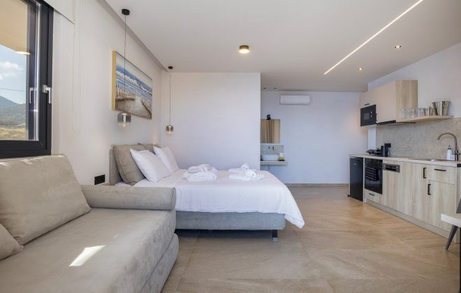 4e) Room2-8