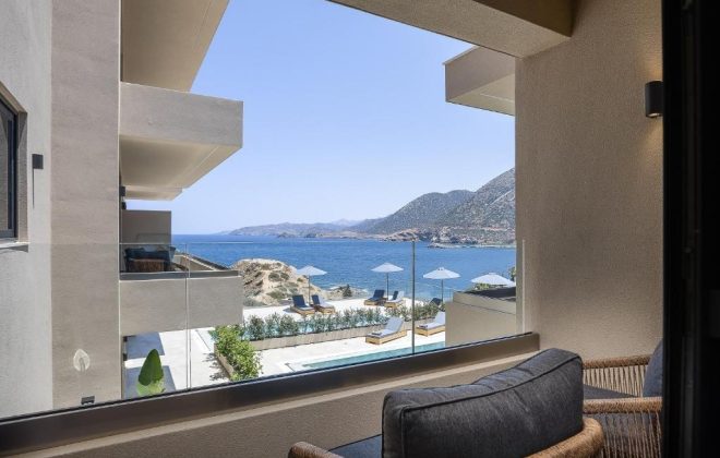 12) Standard-Suite-with-Jacuzzi-Suite