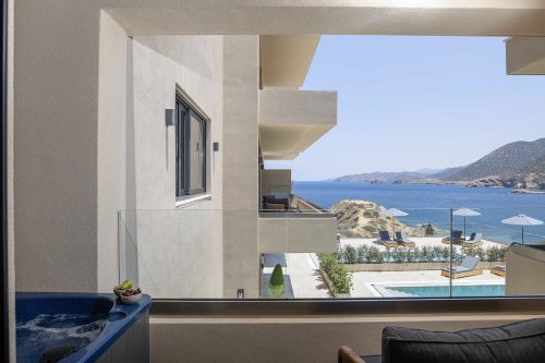 7) Standard-Suite-with-Jacuzzi-Room3-16 7) Standard-Suite-with-Jacuzzi-Room3-16