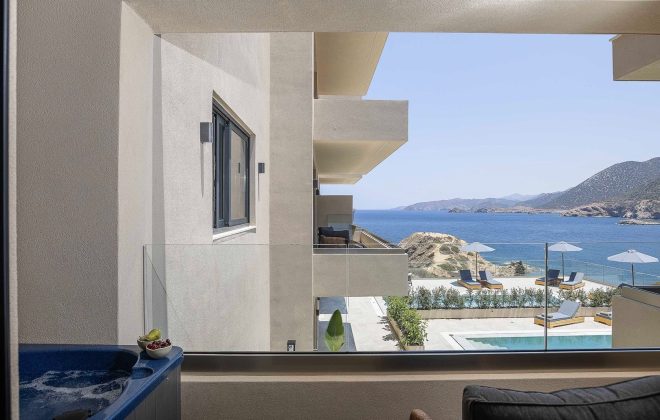 7) Standard-Suite-with-Jacuzzi-Room3-16